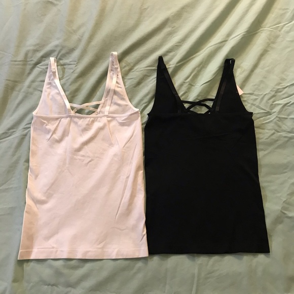 NWT. 2 Bebe Camisoles - Picture 4 of 7